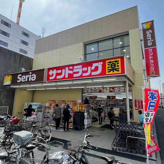 ＬＵＭＥＥＤ大島 【ドラッグストア】サンドラッグ 東大島店まで215ｍ