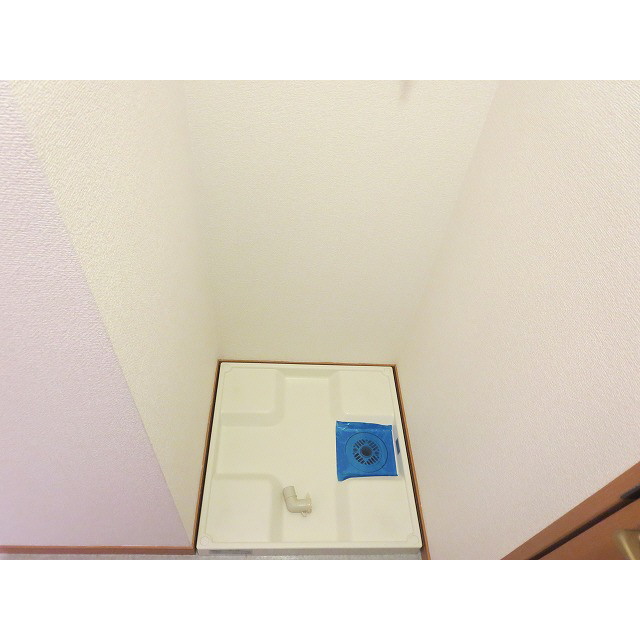 アンプルール フェール 豊四季Ⅱ304号室 洗濯機置場