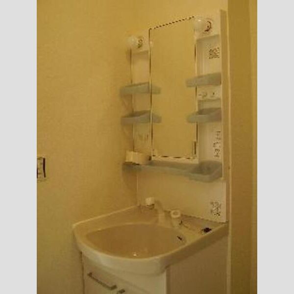 レセンテ中央 シャンプードレッサー