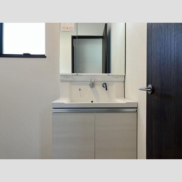 マイホームネクスト川口赤井 8号棟 洗面