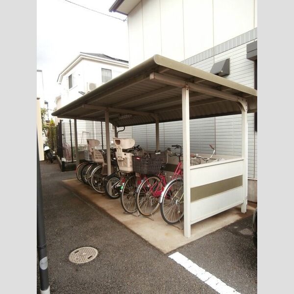 ピュアタウン南逆井　B 駐輪場