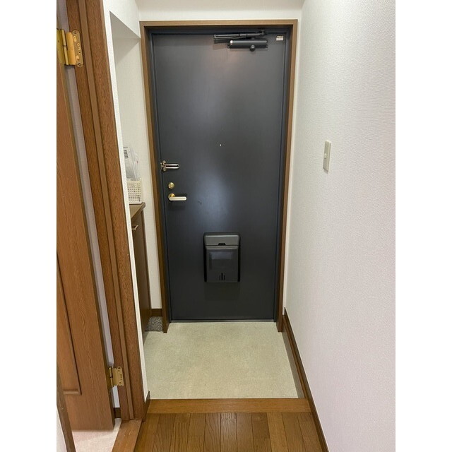 アビタシオン松原(旧クレベール松原) 玄関