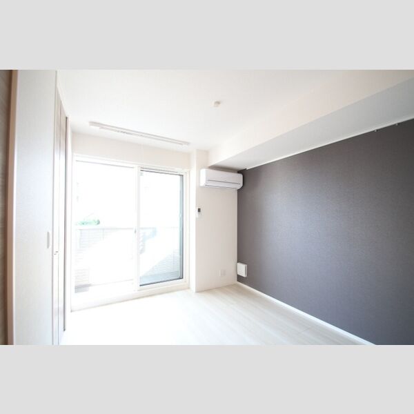 セレスティア大谷田311号室 洋室