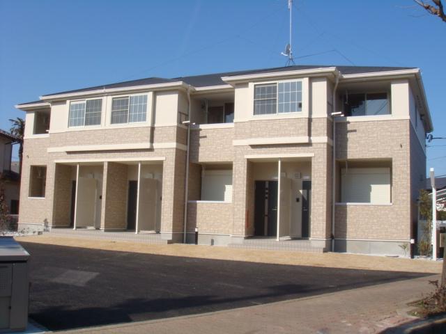 ヴェルクレスト202号室 外観写真（昼）