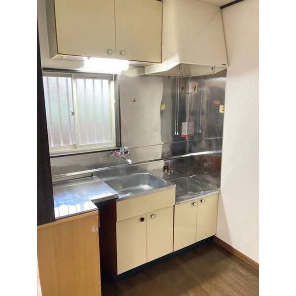 サニーハイツ園生0105号室 キッチン