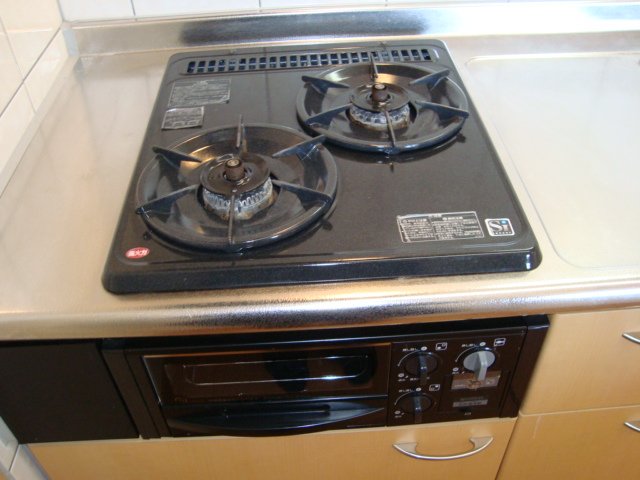 アメニティ　ヒルズ203号室 ガスコンロ
