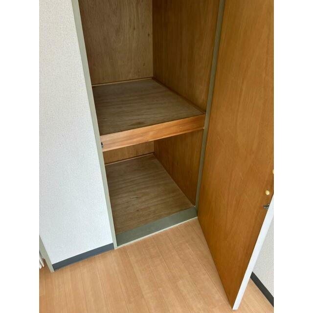 ベルトピア京王永山1階 収納