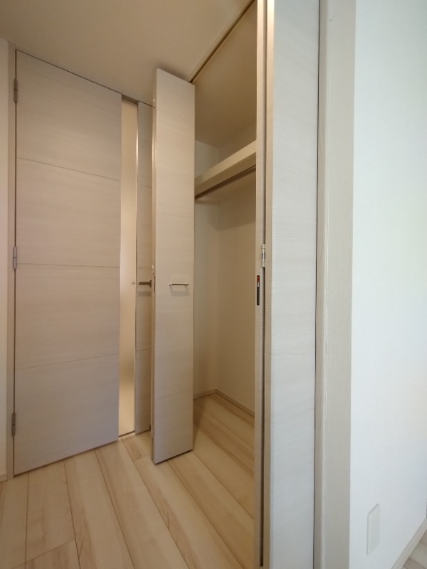 クレイシア北馬込2階 収納