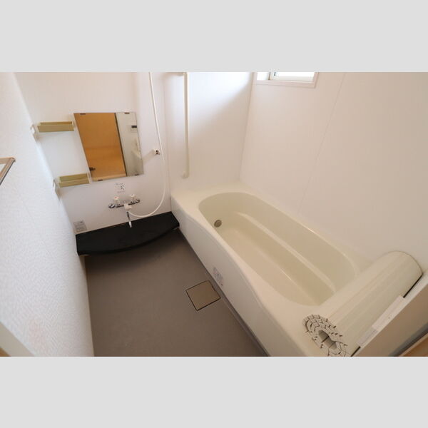 ランコントル成田 浴室