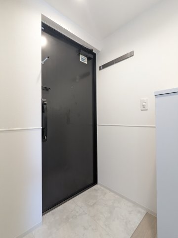 フラッフィー西早稲田0701号室 玄関