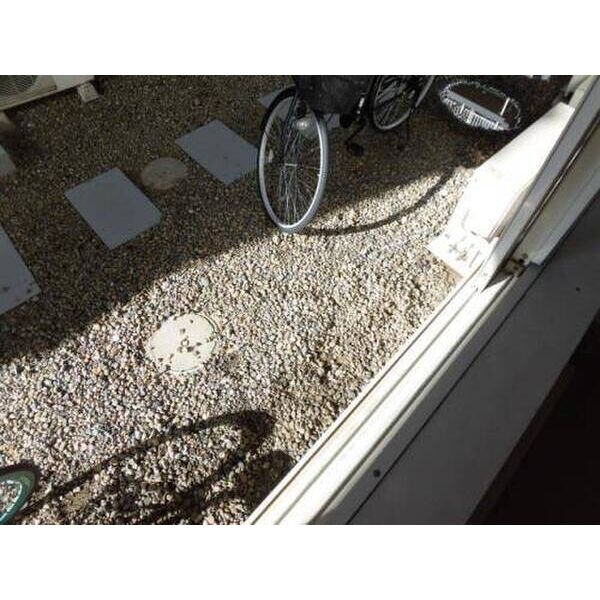 カーサ・グランデB棟0102号室 バルコニー