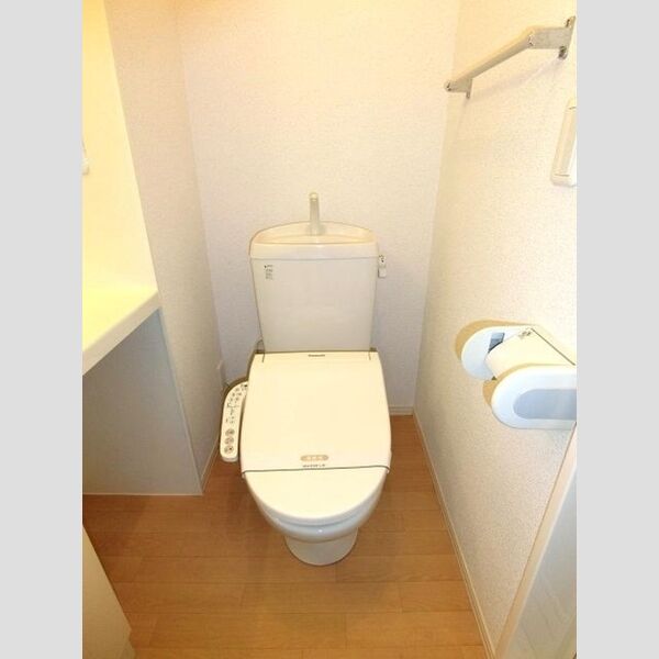 ベルソス高倉　A 温水洗浄暖房便座