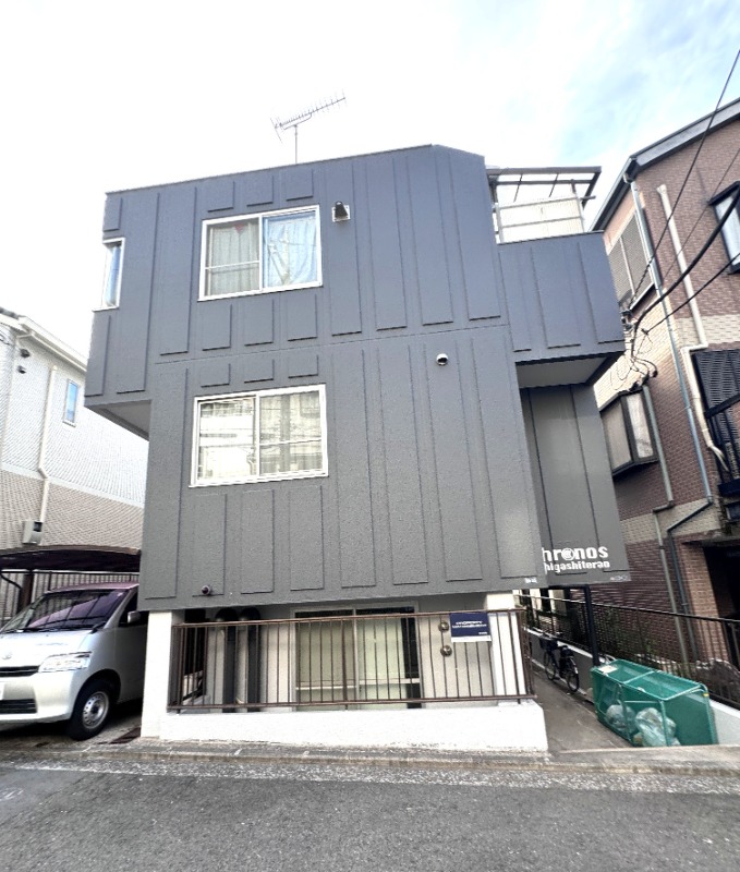 クロノス東寺尾3階 外観