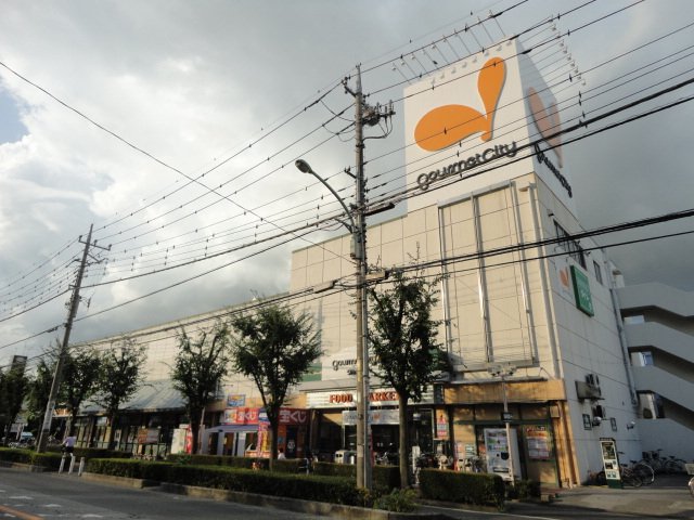 Ｆｏｒｅｓｔ　ｇｒｅｅｎ グルメシティ東川口店まで750ｍ