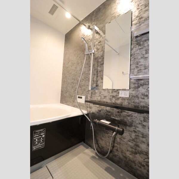 D-asset府中町203号室 浴室
