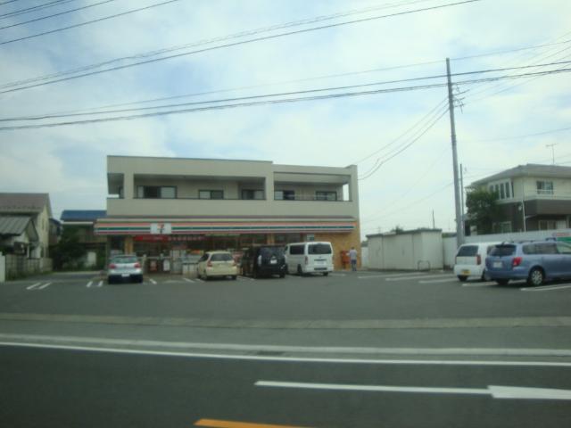 エストレヤ セブンイレブン高村店まで867ｍ