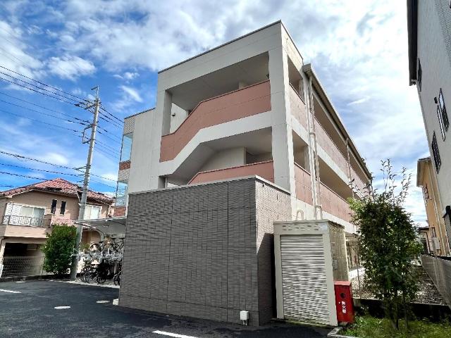 サクラス202号室 外観写真（昼）