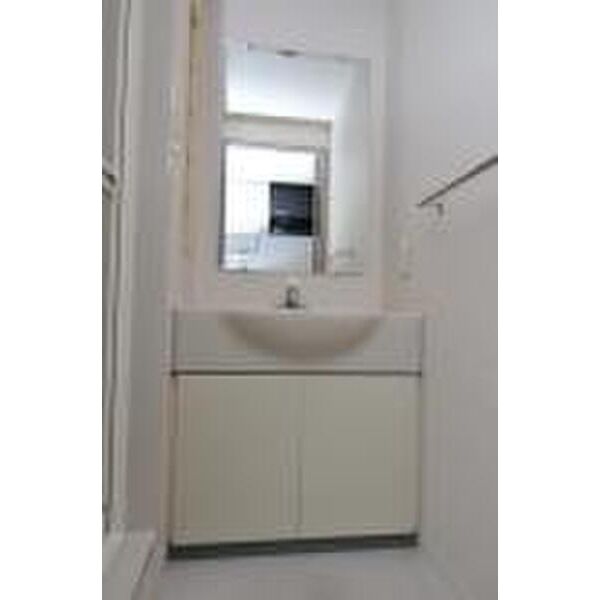 メゾン・ド・ヴィレ荻窪0108号室 洗面