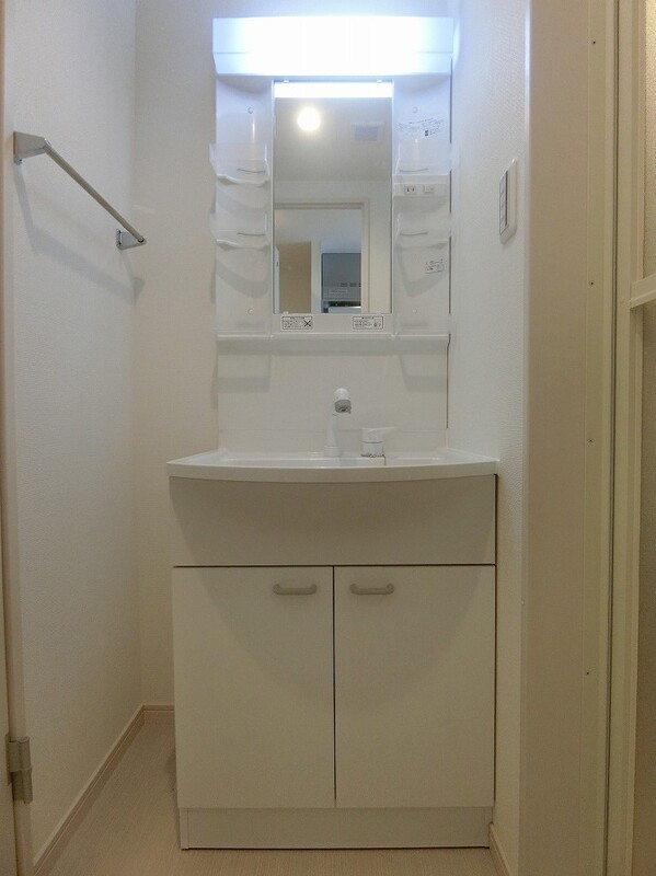 リブリ・八幡山 洗面