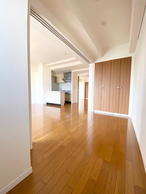 レジディア杉並方南町8階 内観