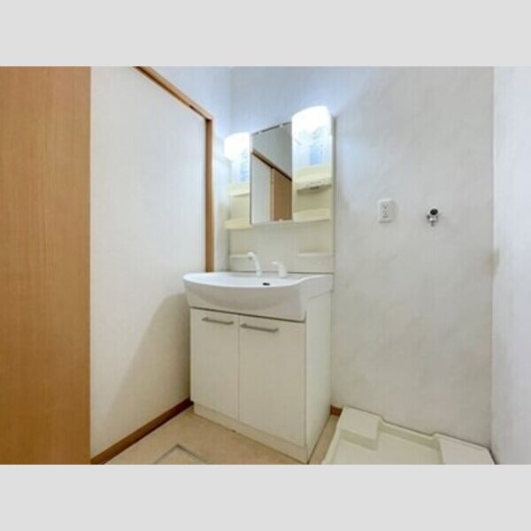 リビングタウンみつわ台 洗面台