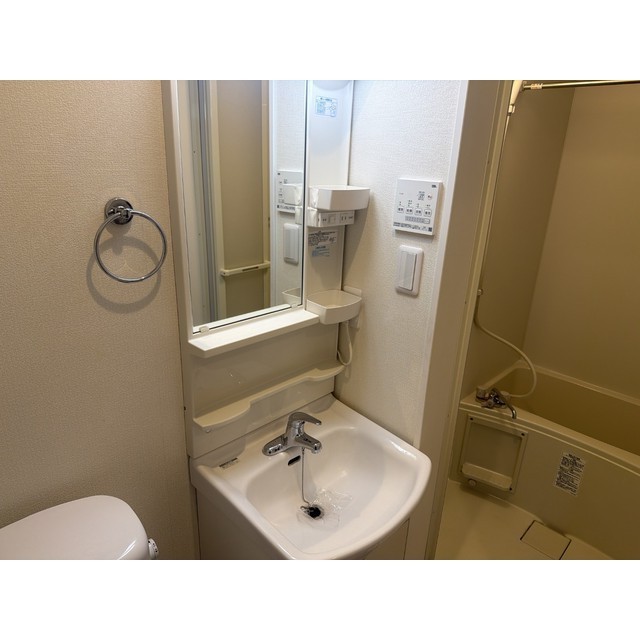 ヴィルナタル 内観