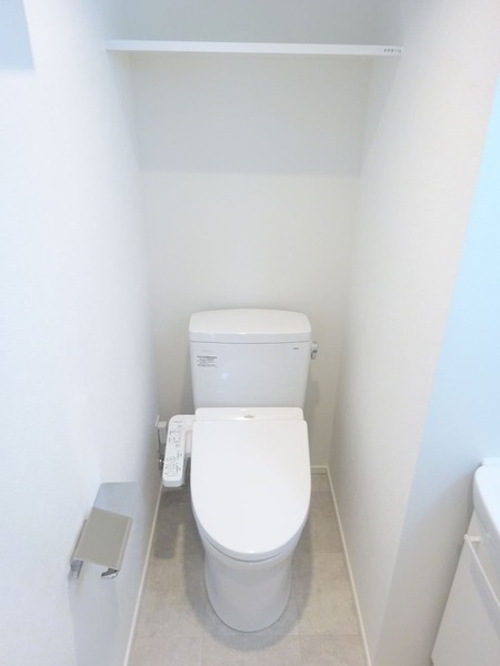 ＧＥＮＯＶＩＡ川口元郷 トイレ