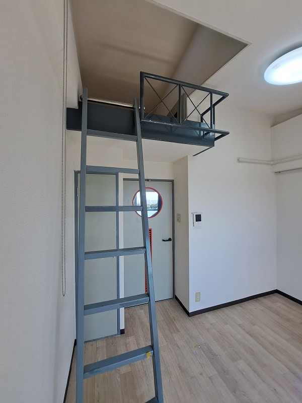 アメリカンドリーム5階 部屋その他