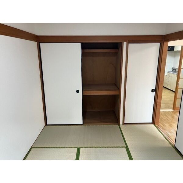 パインニードル105号室 収納