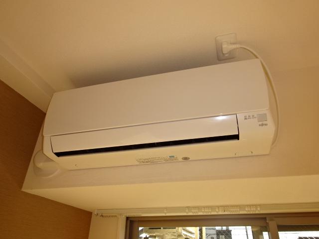 ネオブロッサム101号室 エアコン