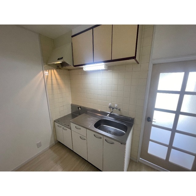 キャロットハウス岸町202号室 キッチン