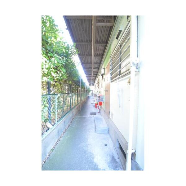 メゾン・ド・ルピナス102号室 エントランス