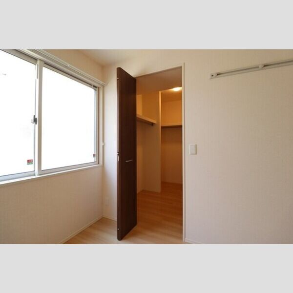 アヴニール ウォークインクローゼット