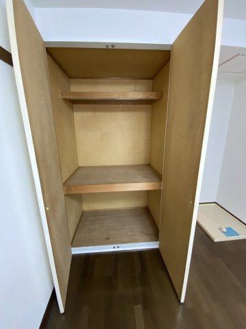 サンライズ北柏205号室 収納