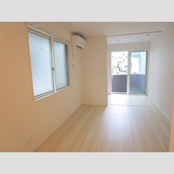 D-assemble105号室 居室全景②