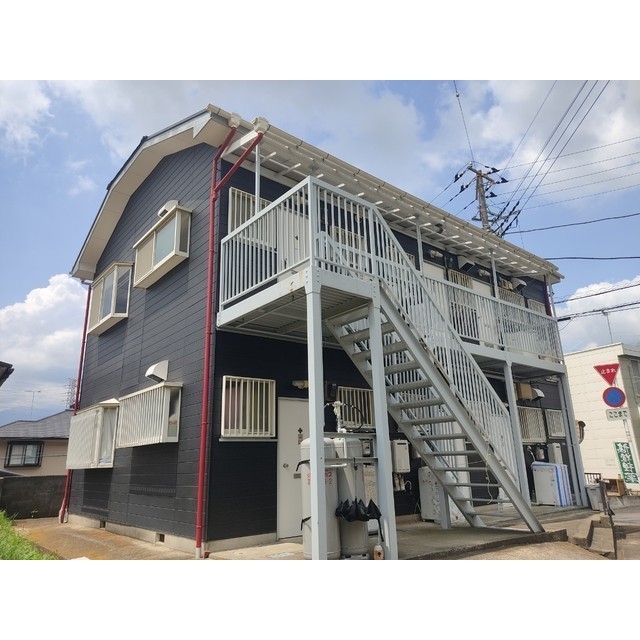 ポルシェ伊勢原Ⅲ201号室 外観