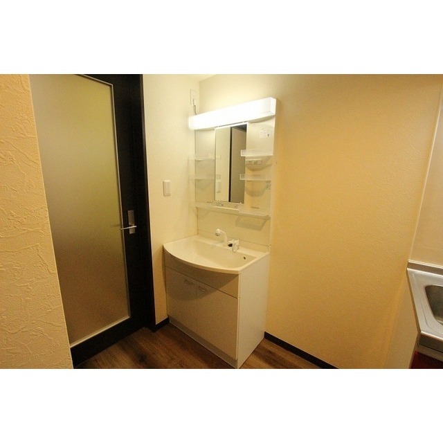 ラヴィータ湘南102号室 内観