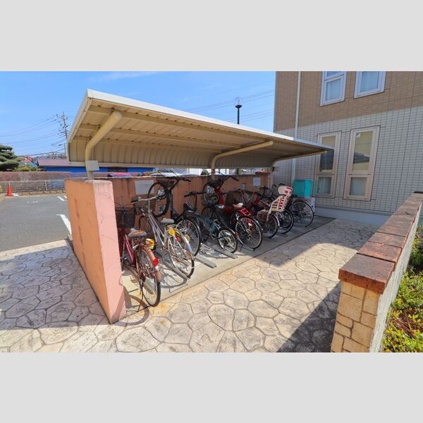 メルヴェーユK　A 駐輪場