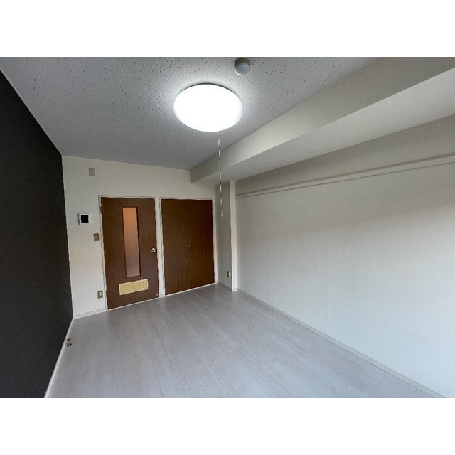 白鍬グランデ211号室 リビング