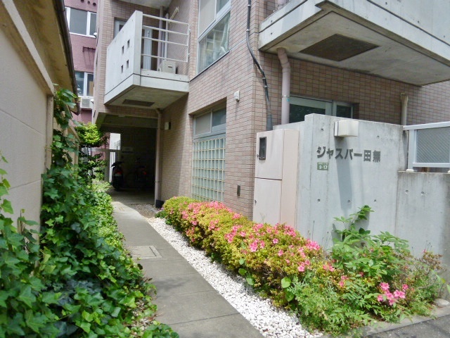 ジャスパー田無0202号室 エントランスまでのアプローチ