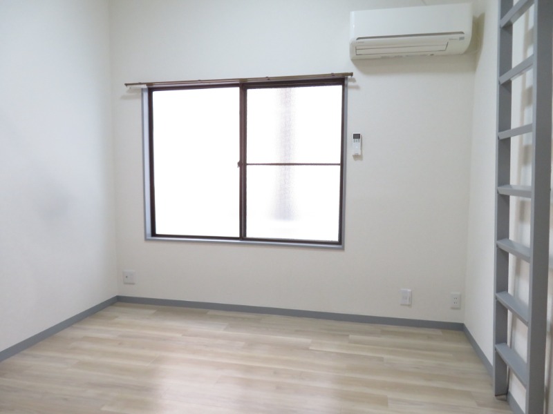 コーポ巣鴨　B棟1階 別号室の写真です。