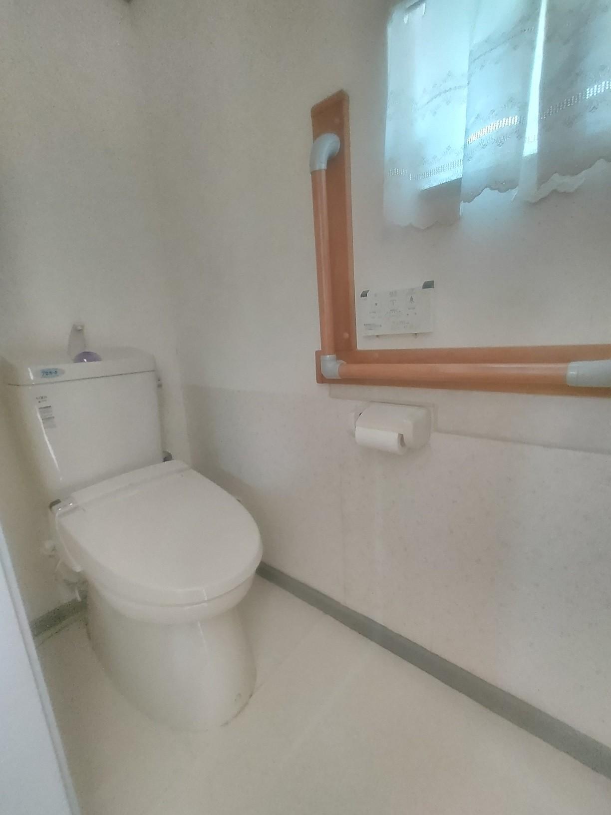 西谷戸建て賃貸 1Fトイレ(ウォッシュレットあり)