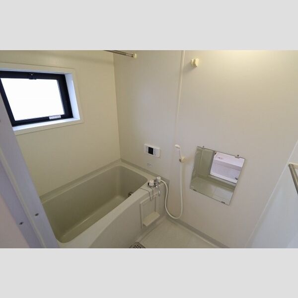 セジュールエクセレント 追い焚き機能付きバス(窓付き)