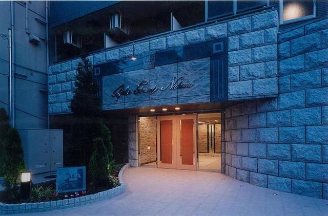 ガラ・グランディ中野6階 豪華エントランス♪