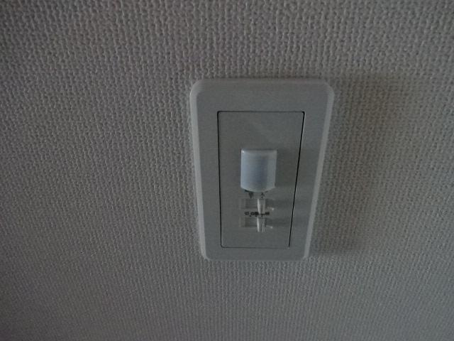 ａｍｉ　ｆｌｅｕｒ　-アミ・フルール- 人感センサー付き照明