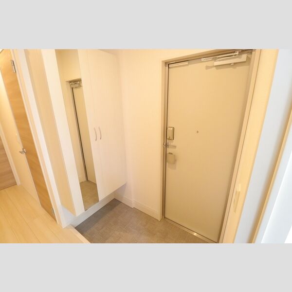 アリエス東大成 玄関