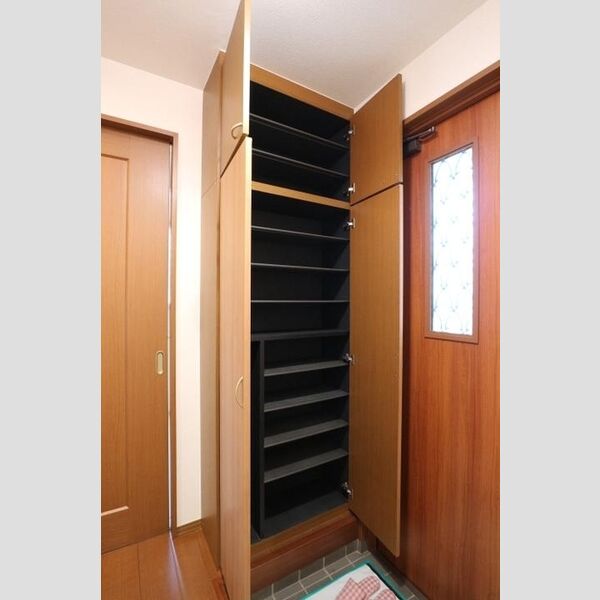 アルファタウン天王台 シューズボックス