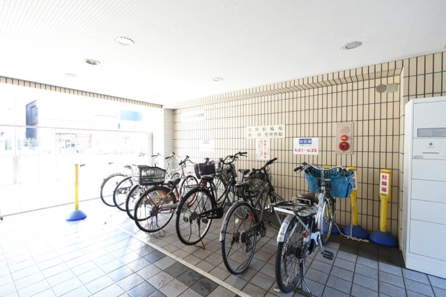 スカイコート両国5階 駐輪場