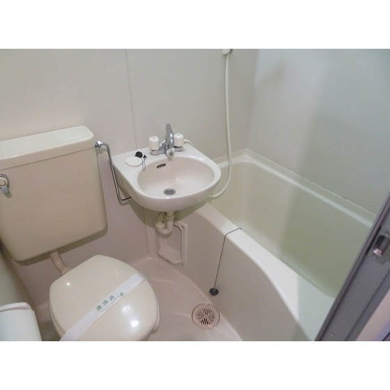 アムス堀ノ内Ａ棟0304号室 内観