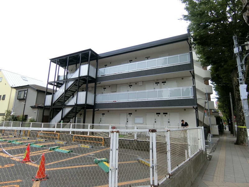 リブリ・国領1階 外観